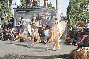 art performances jaranan