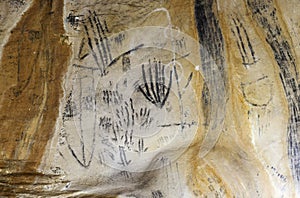 Art in Yourambulla cave Flinders Ranges Australia