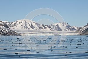 Artic landscape photo