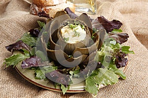 Artichoke hollandaise