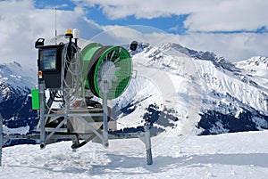 artificial Snow machine