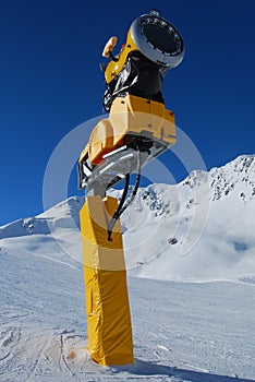 Artificial Snow machine - snow gun