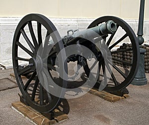 Artillery cannon photo