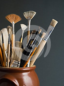 Artist brushes