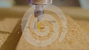 Artistic wood processing, computer-controlled precision