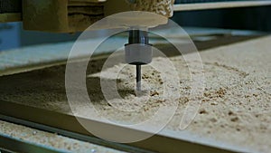 Artistic wood processing, computer-controlled precision