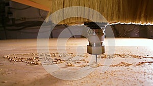 Artistic wood processing, computer-controlled precision