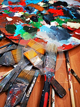 Artists pallete and brushes - acrylic artistic