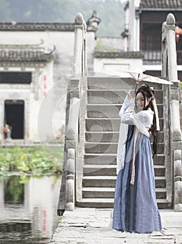 Asian Chinese woman in traditional Hanfu dressÃ¯Â¼Åclassic beauty in Chin