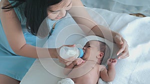 Asian, Newborn 1-month-old drink milk