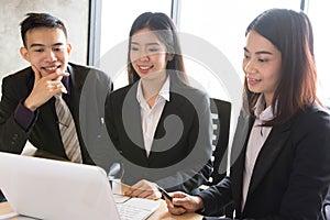 Asian office worker discussion
