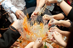 Asian Prosperity Toss, Lohei, Yusheng, yee sang