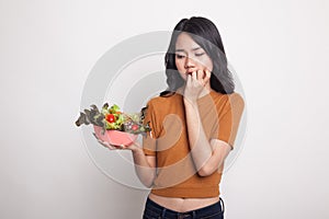 Asian woman hate salad.