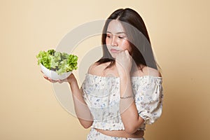 Asian woman hate salad.