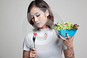 Asian woman hate salad.