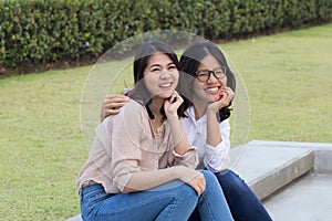 Asian women friendship