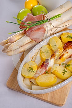 Asparagi and ham brown