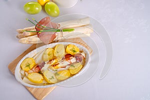 Asparagi and ham brown