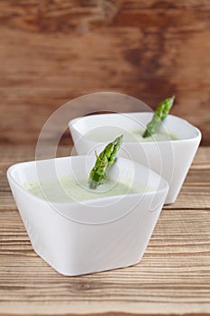 Asparagus cream soup