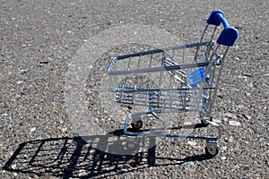 asphalt grocery cart, business concept, go shopping