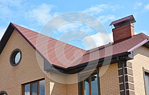 Asphalt shingles house roofing construction, repair. Problem Areas for House asphalt shingles Corner Roofing Construction