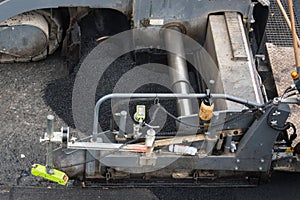 Working asphalting machine