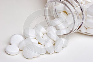 Aspirin and bottle photo