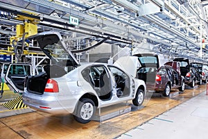 Assembling cars Skoda Octavia on conveyor line