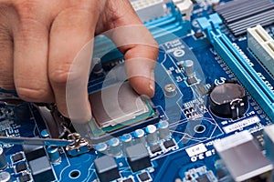 Assembling high performance personal computer