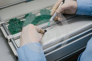 The assembly of computer units. Technological process.