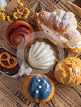 Assorted of bakery on the wooden tray