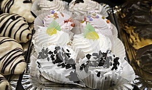 Assorted flavored cakes