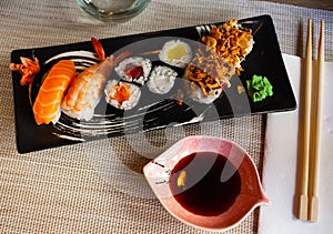 Assorted sushi set