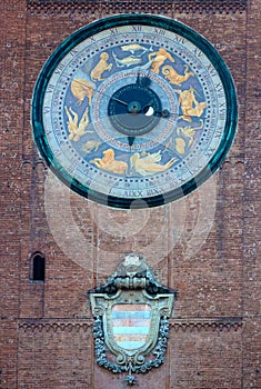 Astronomical clock, Torrazzo tower
