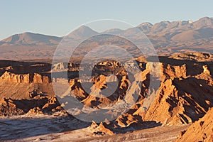 Desierto a volcán rango en 