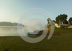 the atmosphere of the lake on a cool day