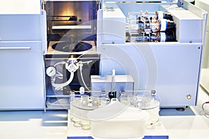 Atomic absorption spectrometer with flame atomization photo
