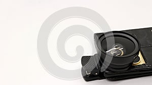 Attachable camera lens on smart phone