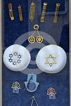 Attributes and symbols of judaism