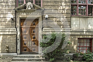 Atwater Library side entrance