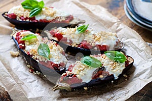 Aubergines with mozzarella, tomatoes and basil