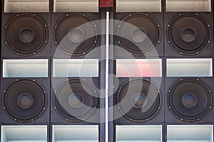 Audio columns are a system of several pieces,audio systems