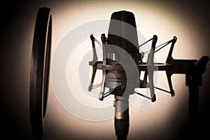 Audio recording vocal studio voice microphone