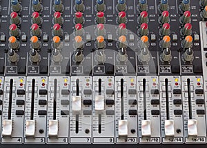 Audio sound console recording bar