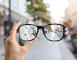Augmented Reality Navigation Through Smart Glasses