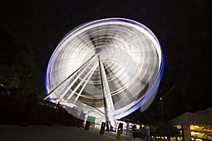 Australia - Brisbane - Fast moving ferris wheel in the city park