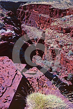 Australia: Hammersley Range Canyon Stoneformations