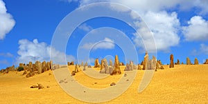 Australia: Pinnacles desert photo