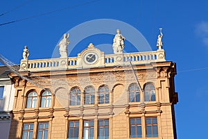 Statues and horology photo