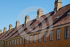 Auténtico chimeneas de casas de en Copenhague dinamarca 